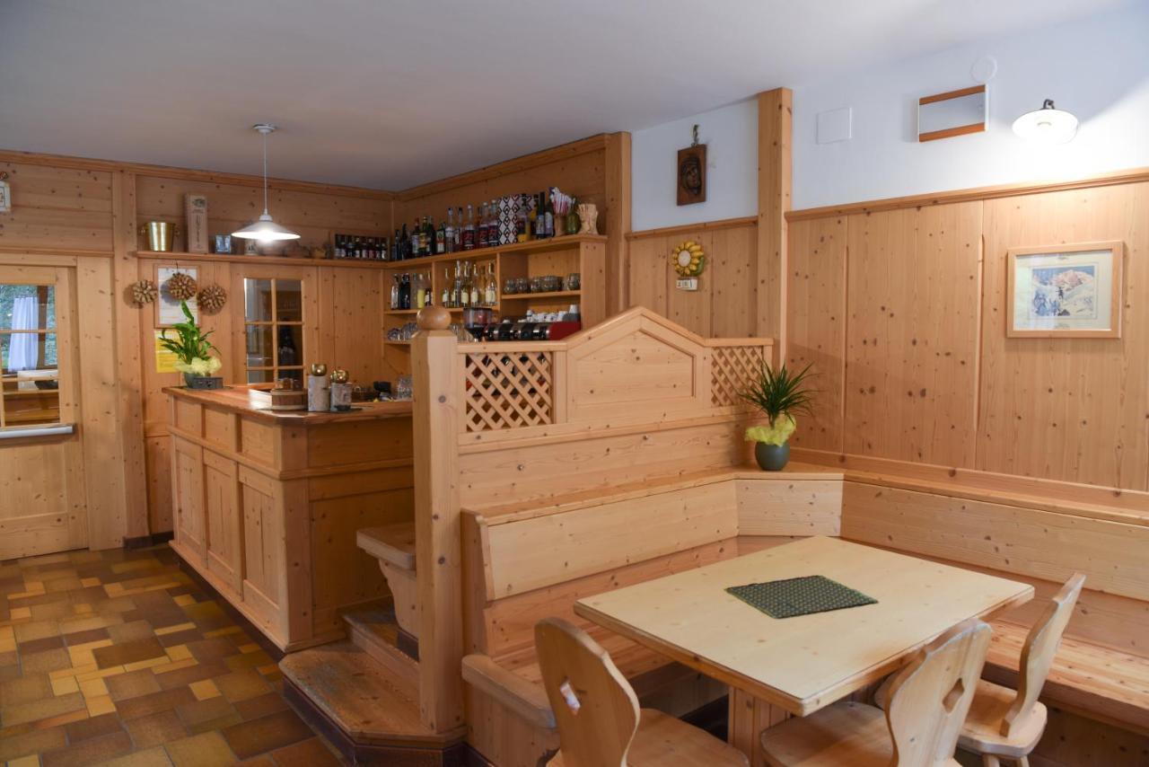 Albergo Sporting Peio Fonti Bagian luar foto