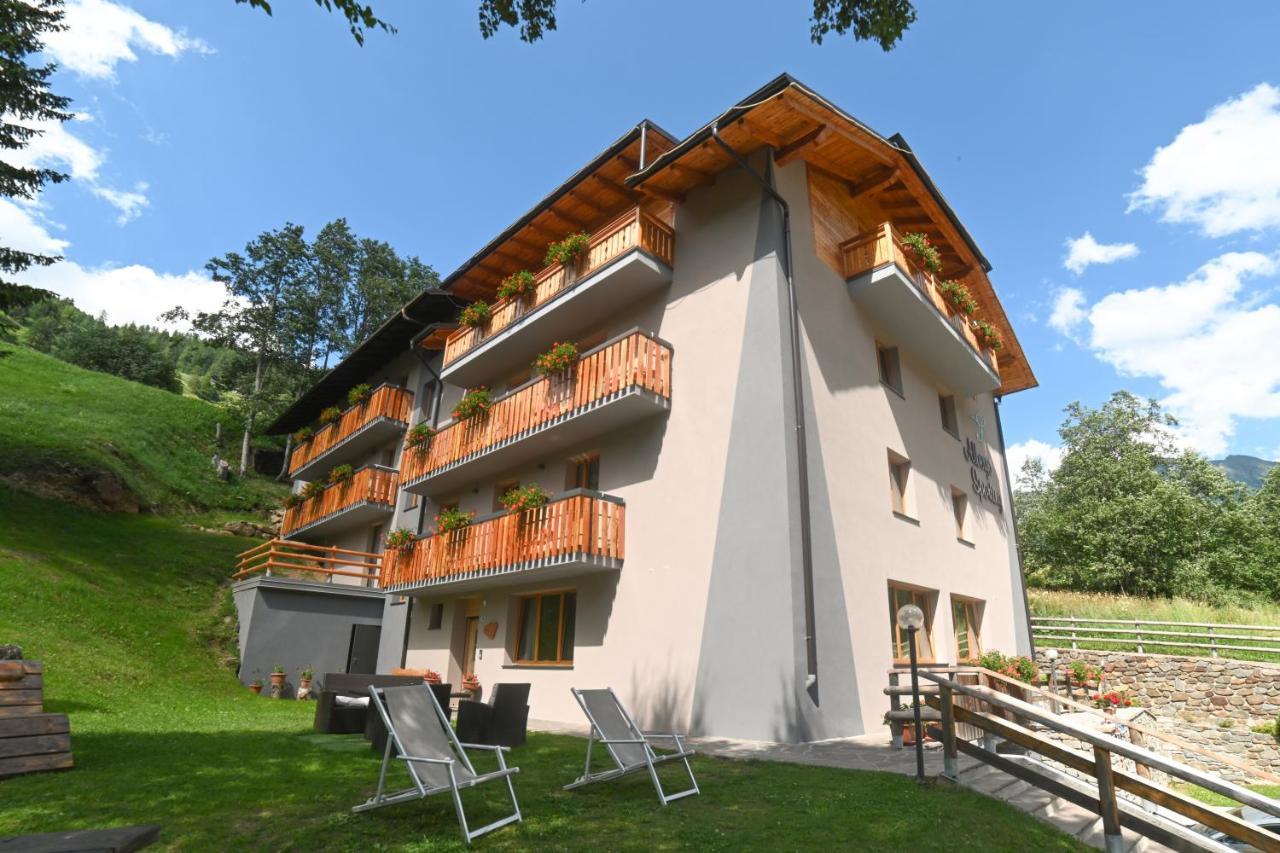 Albergo Sporting Peio Fonti Bagian luar foto