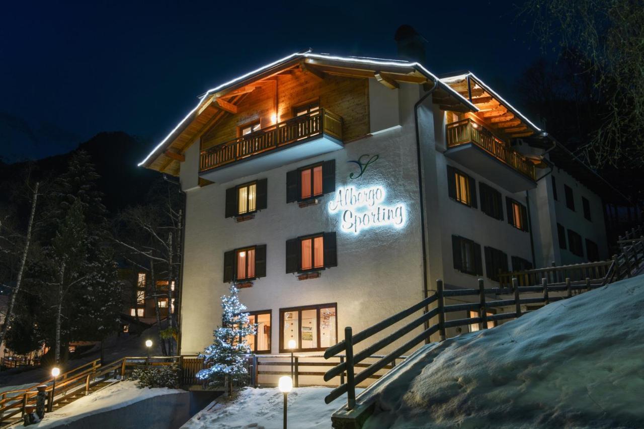Albergo Sporting Peio Fonti Bagian luar foto